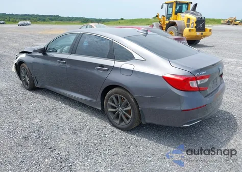 2021 Honda Accord Lx z USA, uszkodzony, nr VIN 1HGCV1F10MA017144